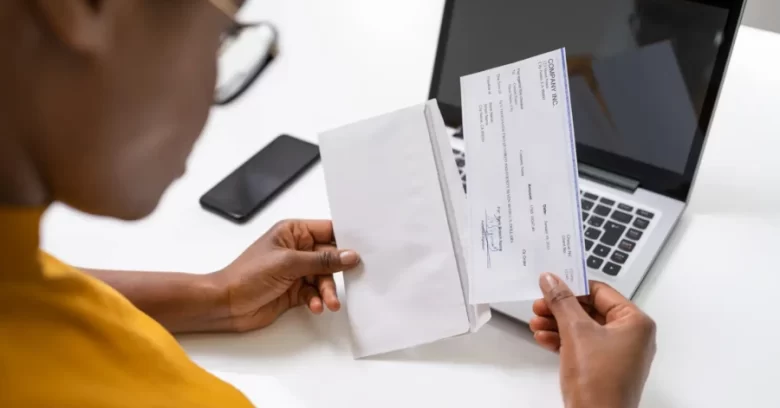 What to Do When Your Paycheck Doesn’t Add Up
